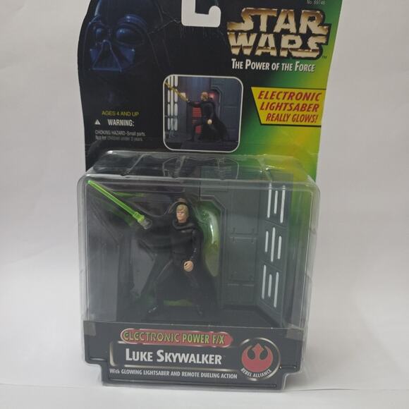 Star Wars POTF Power F/X Luke Skywalker 1997 Electronic Lightsaber Figure MIB - Picture 5 of 5